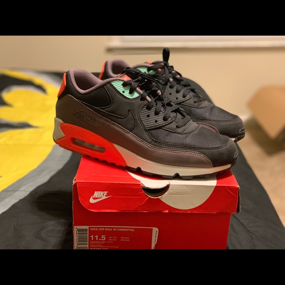 Nike Air Max 90